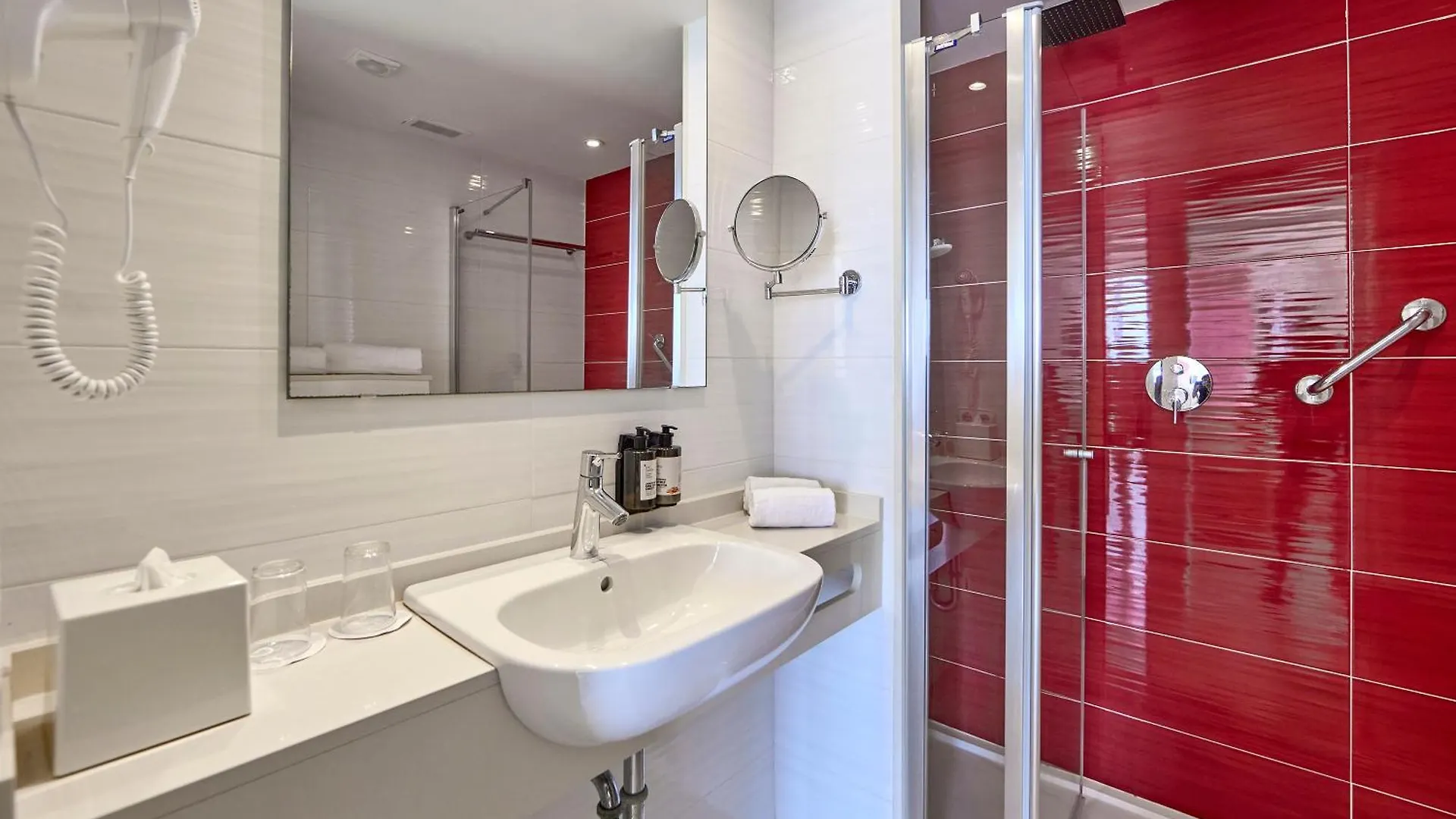 Universal Hotel Perla S'Illot  S'Illot (Mallorca)
